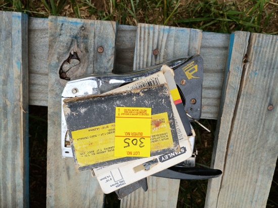 Stapler and Staples Lot