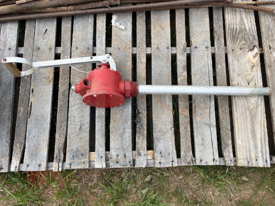 vintage red manual hydraulic fluid/oil pump