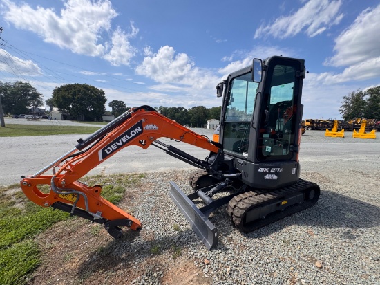 Develon DX27Z Mini Excavator