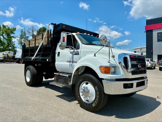 2015 Ford F-750 Dump Truck
