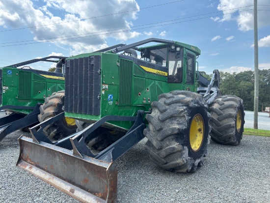 John Deere 748L Skidder