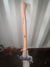 *NEW* Wooden Handle Axe