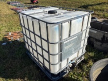 Mauser 225 gal tank with cage