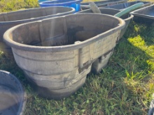 Rubbermaid 100 gal tank