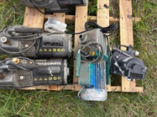 Lot of extraction vacuum pumps