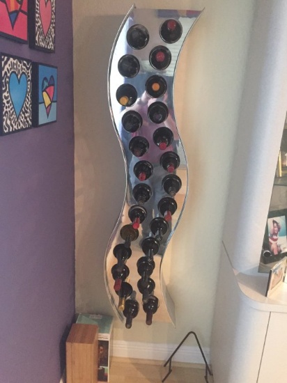 CURVED STAINLESS STEEL WALL WINE BOTTLE HOLDER