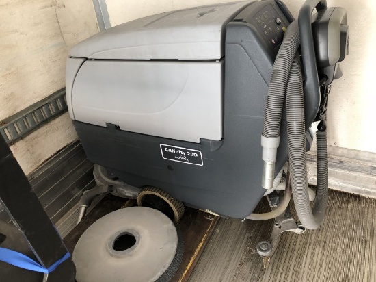 ADVANCE MODEL SCRUBBER-DRYER ADFINITY X20D