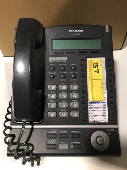 LOT CONSISTING OF: OFFICE SUPPLIES, PANASONIC KX-T633 PHONE AND CALCULATOR