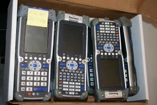 INTERMEC TECHNOLOGIES CK60 HANDHELD MOBILE COMPUTER INCLUDES (2) BATTERIES ONLY