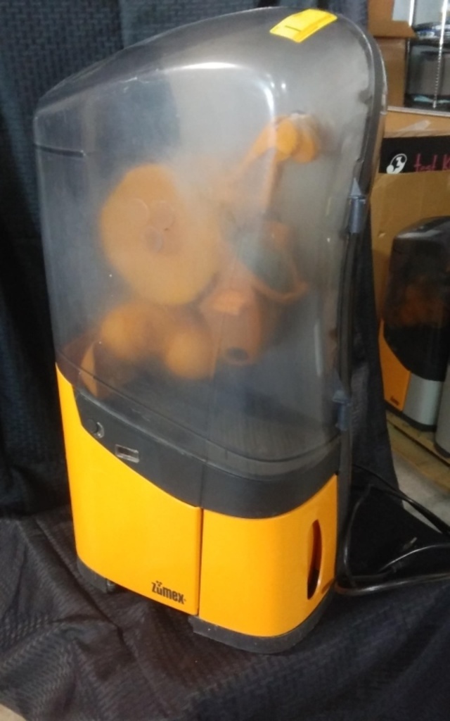 ZUMEX MINEX COMMERCIAL CITRUS JUICER