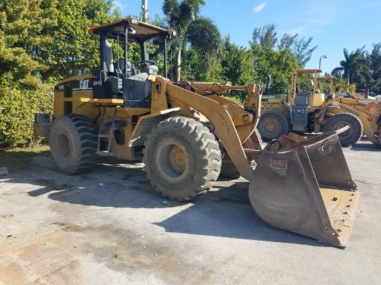 2006 CATERPILLAR FRONT END LOADER