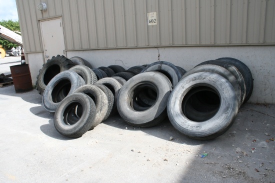 LOT CONSISTING OF ASSORTED DAMAGED TIRES