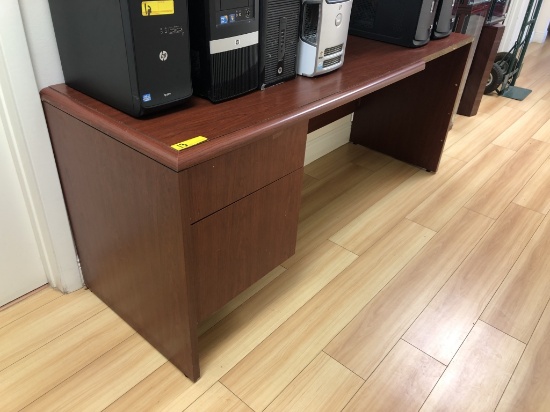 WOODEN COMPUTER DESKS