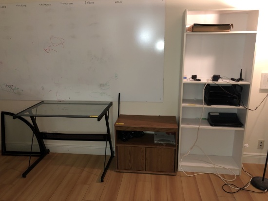 LOT CONSISTING OF GLASS TOP DESK AND 2 WOODEN SHELF UNITS