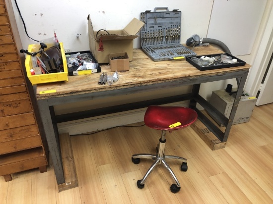 LOT CONSISTING OF: WORK TABLE, VARIOUS TOOLS,