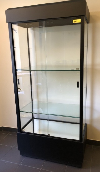 ROLLING LIGHTED GLASS DISPLAY CABINET