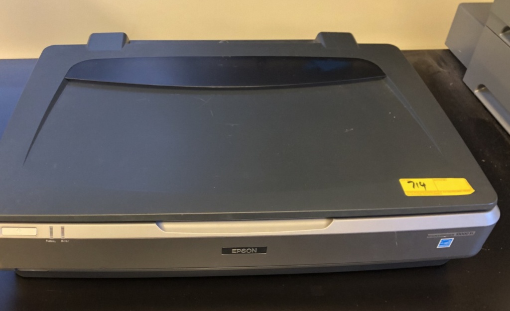EPSON EXPRESSION 10000XL SCANNER | Industrial Machinery & Equipment  Business Liquidations Schools & Daycare | Online Auctions | Proxibid