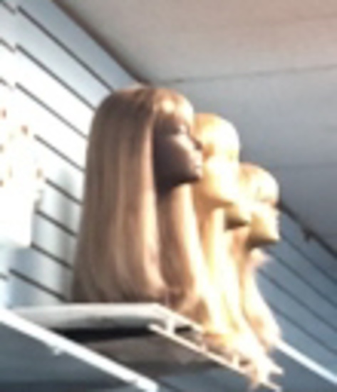 HEAD MANNEQUINS WITH WIGS