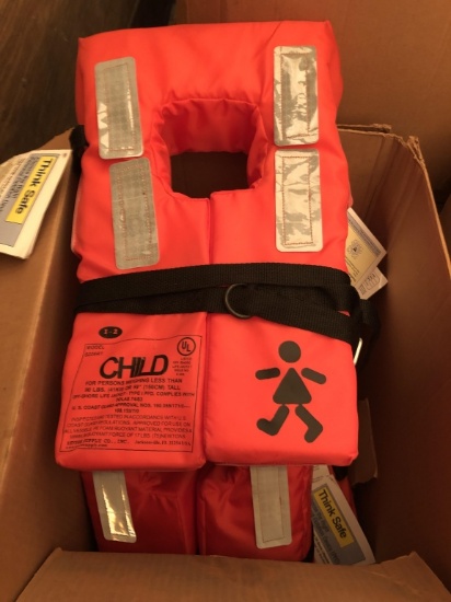 PALLET CONSISTING OF ORANGE TYPE ONE PFD LIFE VESTS (APPEAR TO BE CHILD SIZES),
