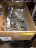 LOT CONSISTING OF STAINLESS STEEL HINGES,