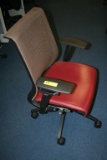 STEELCASE ADJUSTABLE ROLLING CHAIRS **HIGH BID/AMOUNT WILL BE MULTIPLED BY THE QUANTITY**