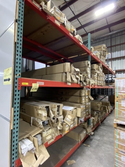 LOT CONSISTING OF PLASTIC TRACKS ON PALLET RACKING