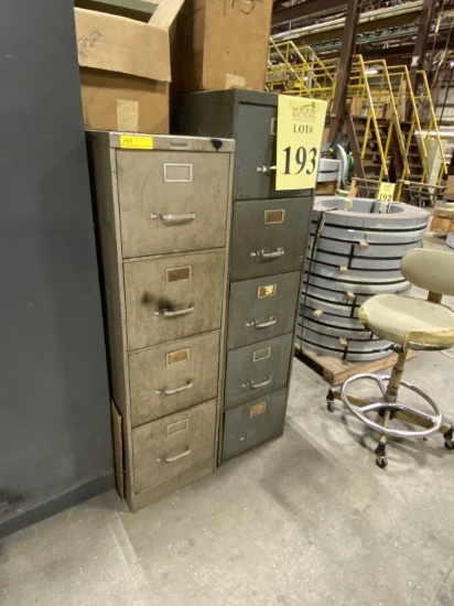 LOT CONSISTING OF 4-DRAWER METAL FILE CABINETS,