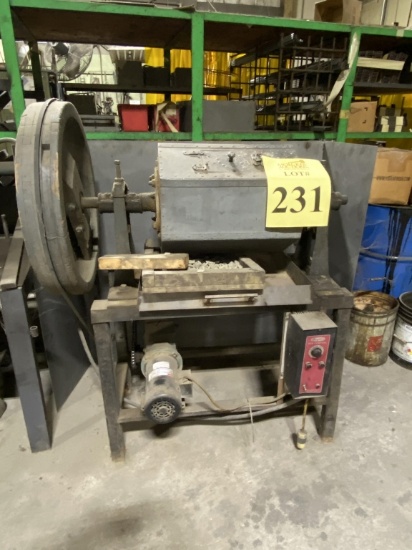 DEBURRING/POLISHING MACHINE