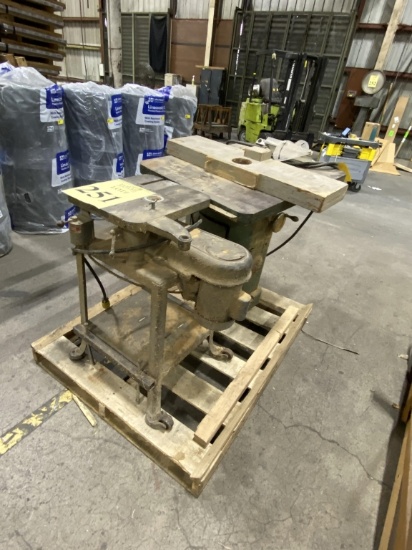 LOT CONSISTING OF AC SALES TRIM EDGE SLOT SAW
