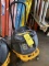 DEWALT 10 GALLON DUST EXTRACTOR VACUUM,