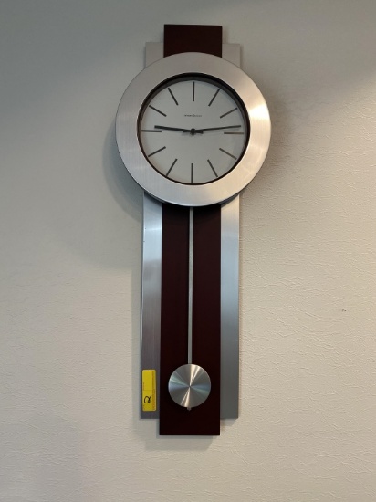 HOWARD MILLER PENDULUM CLOCK