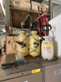 ASSORTED SIZE SPRAYERS