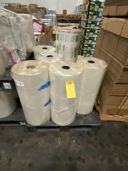 ROLLS OF BAGS (ASSORTED SIZES)