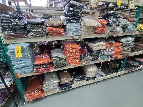 LOT CONSISTING OF ASSORTED SWEATERS