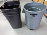 LARGE PLASTIC TRASH CANS