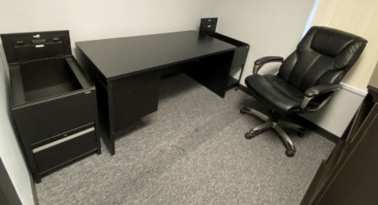 LOT CONSISTING OF OFFICE SUITE: