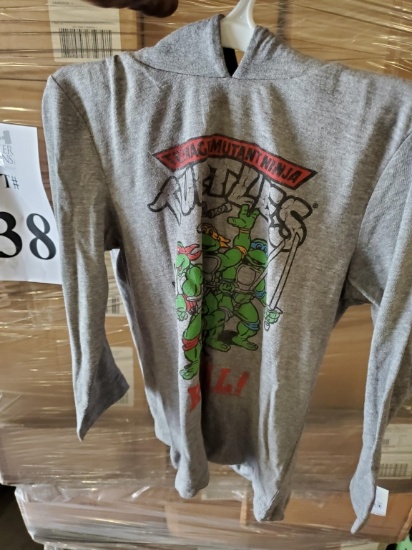 LOT CONSISTING OF CHILD'S CHARACTER TEE-SHIRTS: