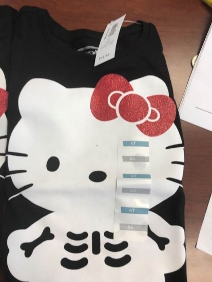 LOT CONSISTING OF GIRL'S CHARACTER TEE-SHIRTS: