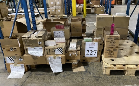 LOT ASSORTED PERSONNEL CARE PRODUCTS