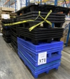 ASSORTED SIZED PLASTIC PALLETS