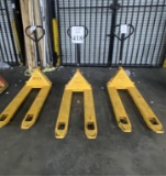 NARROW FORK PALLET JACKS