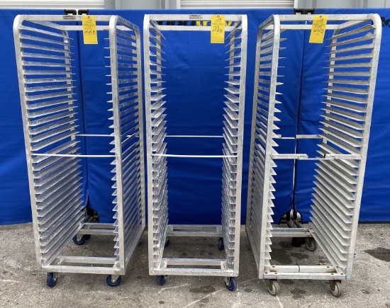 ALUMINUM TRAY CARTS ON CASTERS