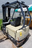 CROWN ELECTRIC FORKLIFT