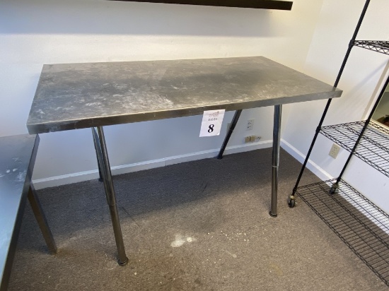 STAINLESS STEEL WORK TABLE