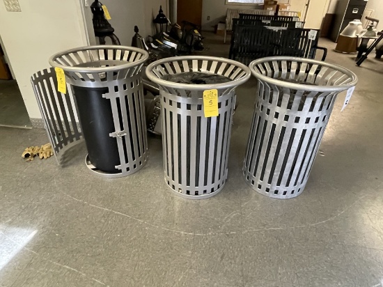 ALUMINUM TRASH RECEPTACLES (SILVER)