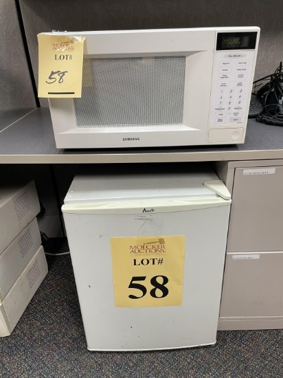 LOT CONSISTING OF (1) SMALL AVANTI REFRIGERATOR