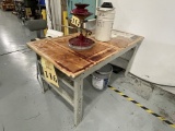 CUSTOM MADE GREASE STATION WITH MOBILE