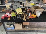 LOT CONSISTING OF ASSORTED HAND TOOLS,