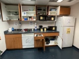 LOT CONSISTING OF ASSORTED KITCHEN APPLIANCES