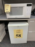 LOT CONSISTING OF (1) SMALL AVANTI REFRIGERATOR